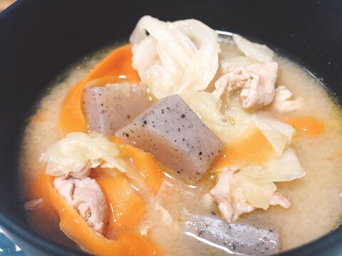 ありものでも栄養満点⭐豚汁風のお味噌汁